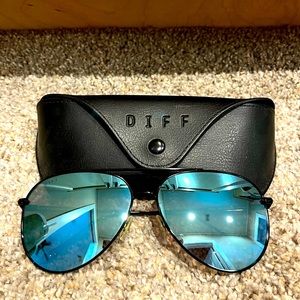 Diff Eyewear x Becca Kufrin Polarized Sunglasses Oversized